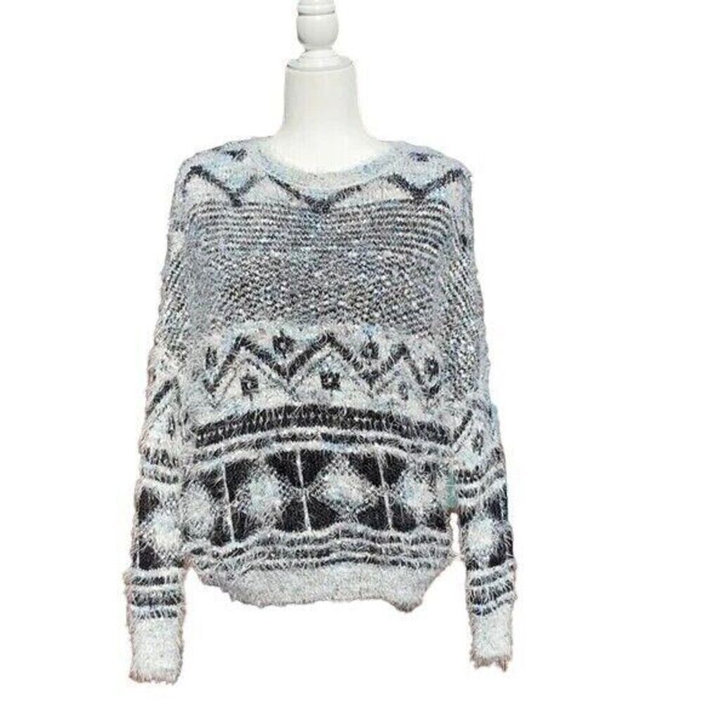 PAPER CRANE BUCKLE Womens Sweater SZ M Eyelash Knit Long Sleeve Slouchy